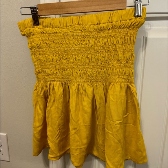 Yellow two piece set - Picture 2 of 3
